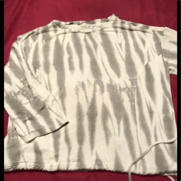 Tie die top - Picture 1 of 4